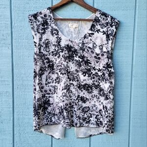 Rebecca Taylor Kiku 100% Silk Floral Split Back Tunic Blouse sz 4 Black